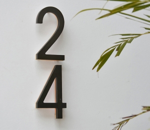 Floating Clear Horizontal LED Sign And Doorbell
